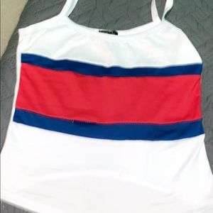 semi cropped tank top